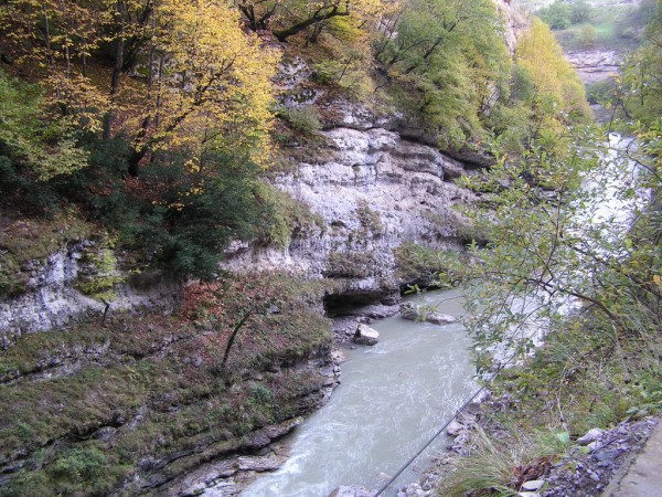 Чегемское ущелье.jpg