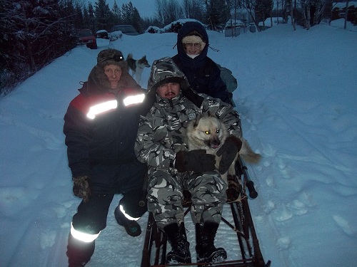 Катюшка, Серёжка, и мы с Шаром)).JPG