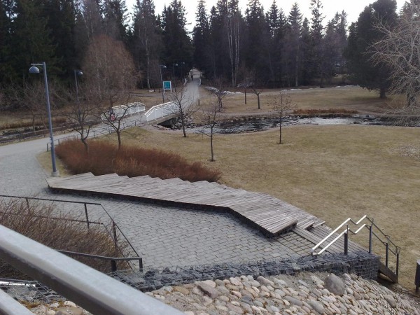030520131879.jpg